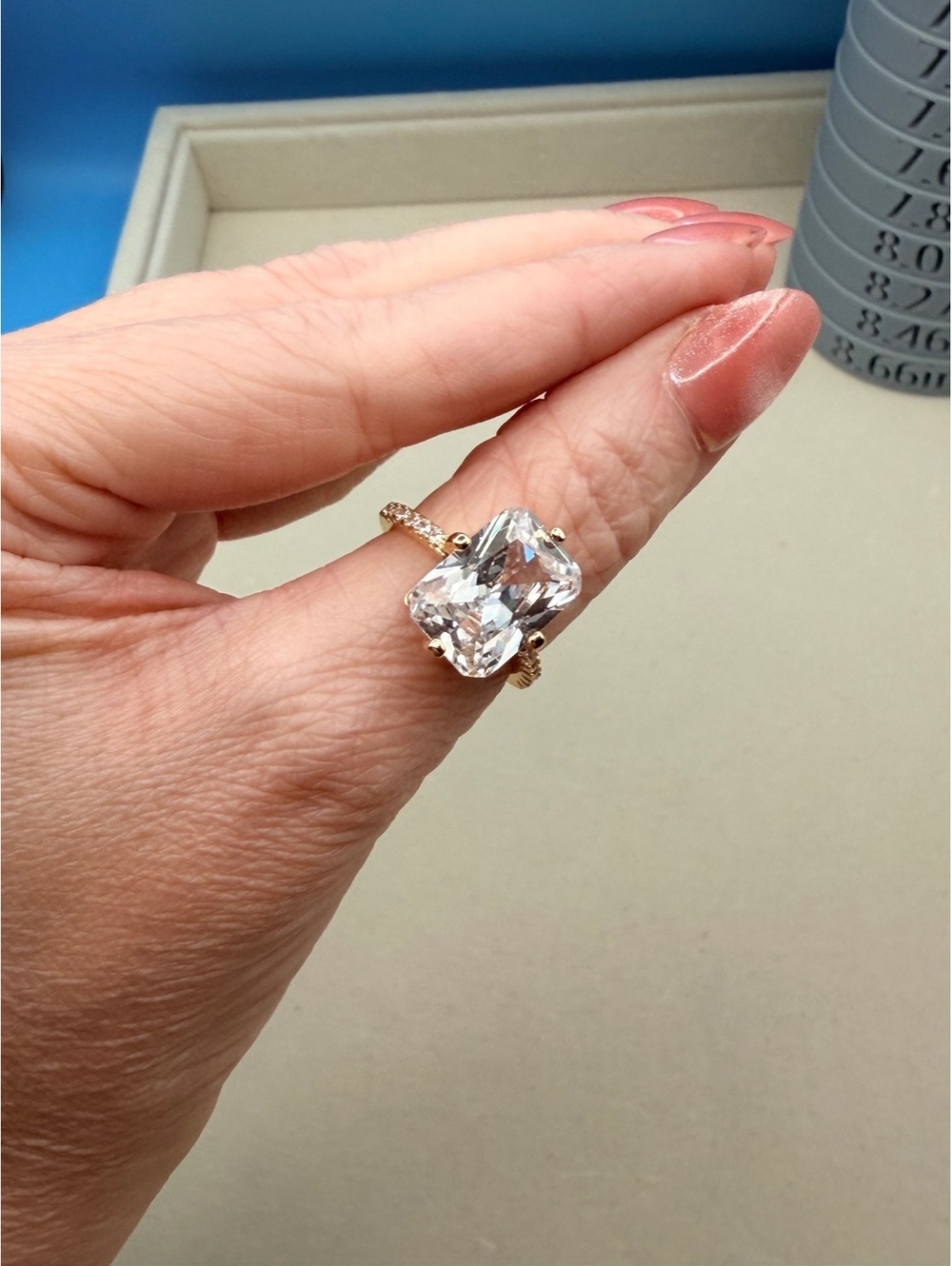 Gold tone large clear oval ring